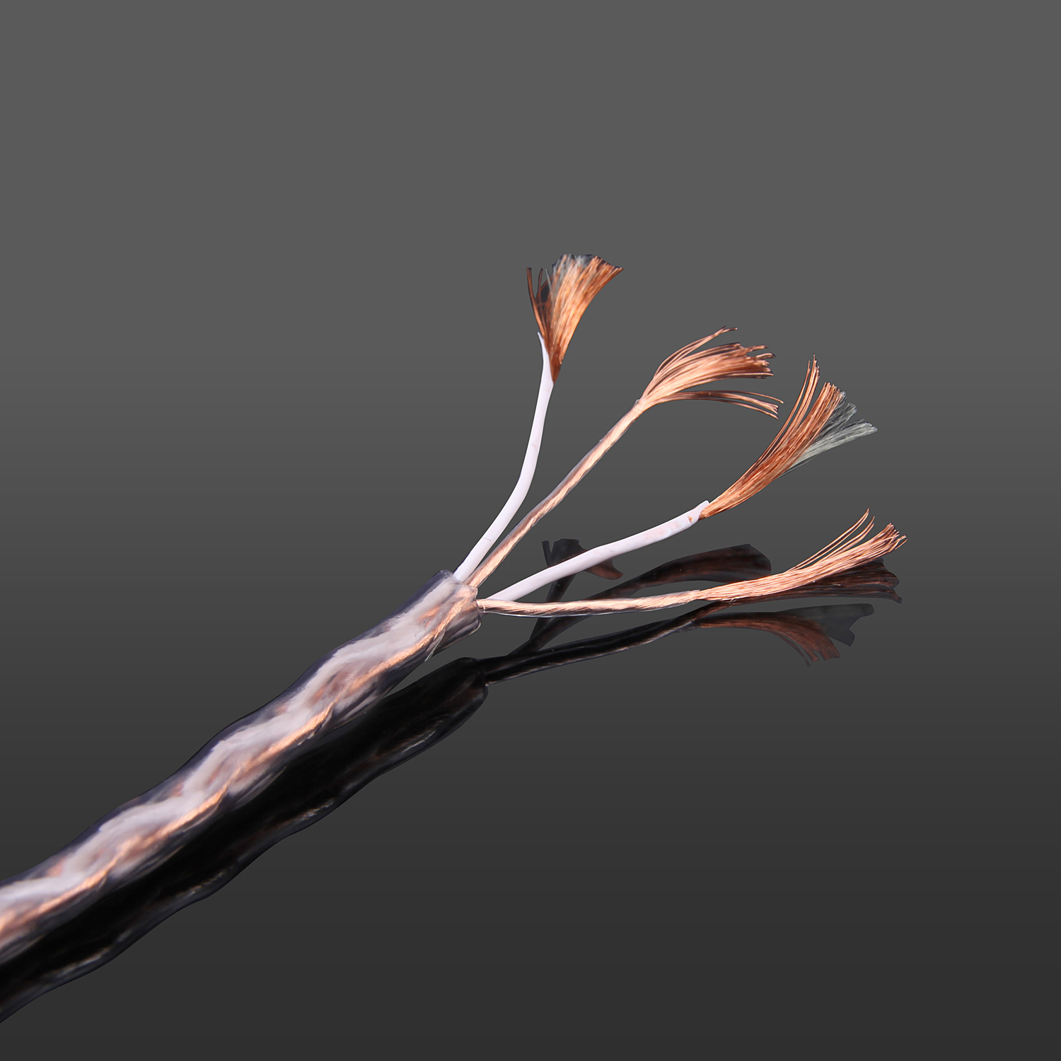 2.5mm/4.4mm OCC braid Balanced - огляд і ціна Sennheiser Headphone Momentum 4